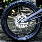 Kompletny Zestaw Kół Supermoto 17" Sur-Ron Light Bee X – Felgi, Opony, Tarcze