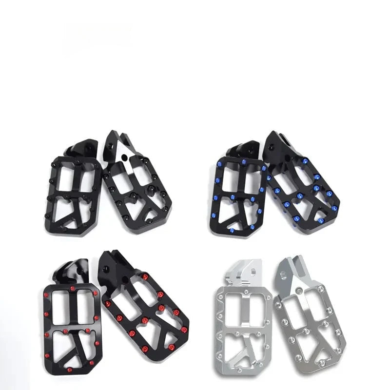 Aluminiowe Podnóżki CNC (Pegi) Premium – Sur-Ron Light Bee X / S | Szerokie, Wzmocnione