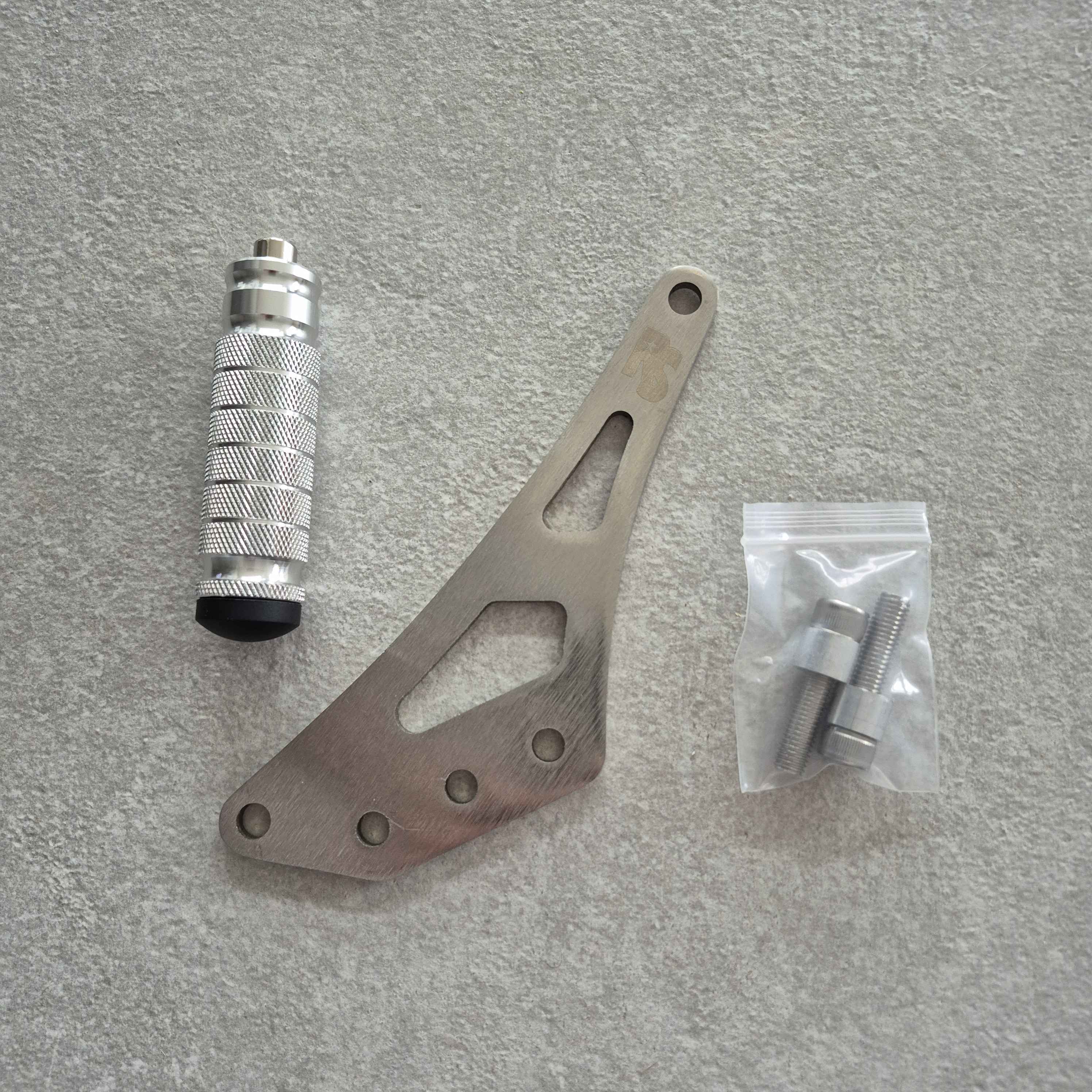 Shiftlock / Footlock – Ochrona i Kontrola Wheelie 1 sztuka (1 strona)